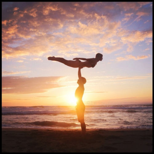 斯諾登女友發性感照片 被疑傳遞秘密訊息(圖)